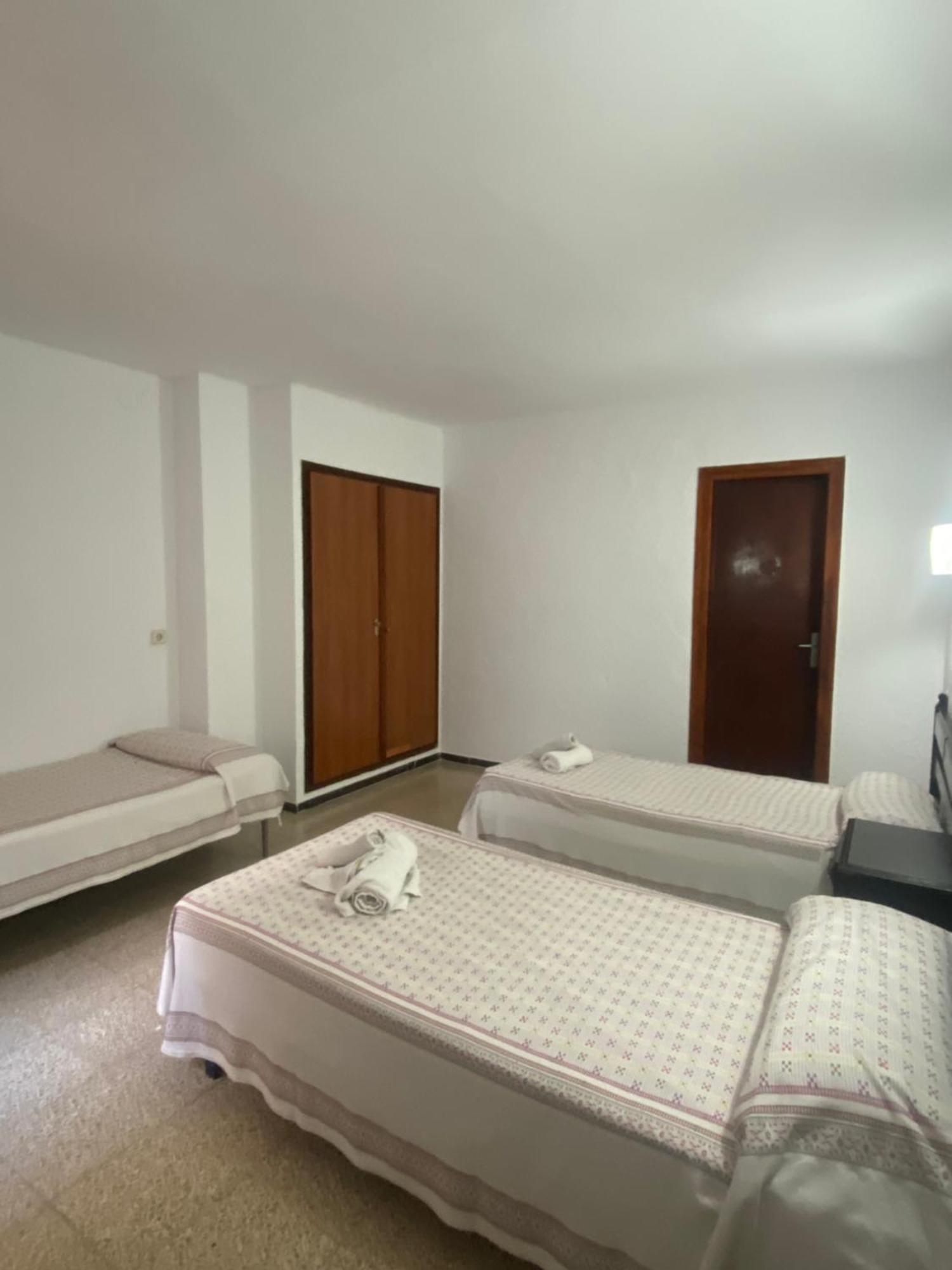 Zweibettzimmer mit Zustellbett